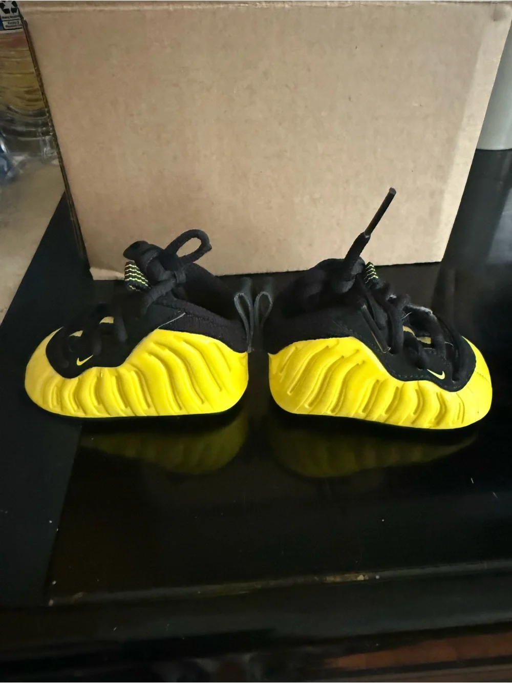 Infant Nike shoes size 1c